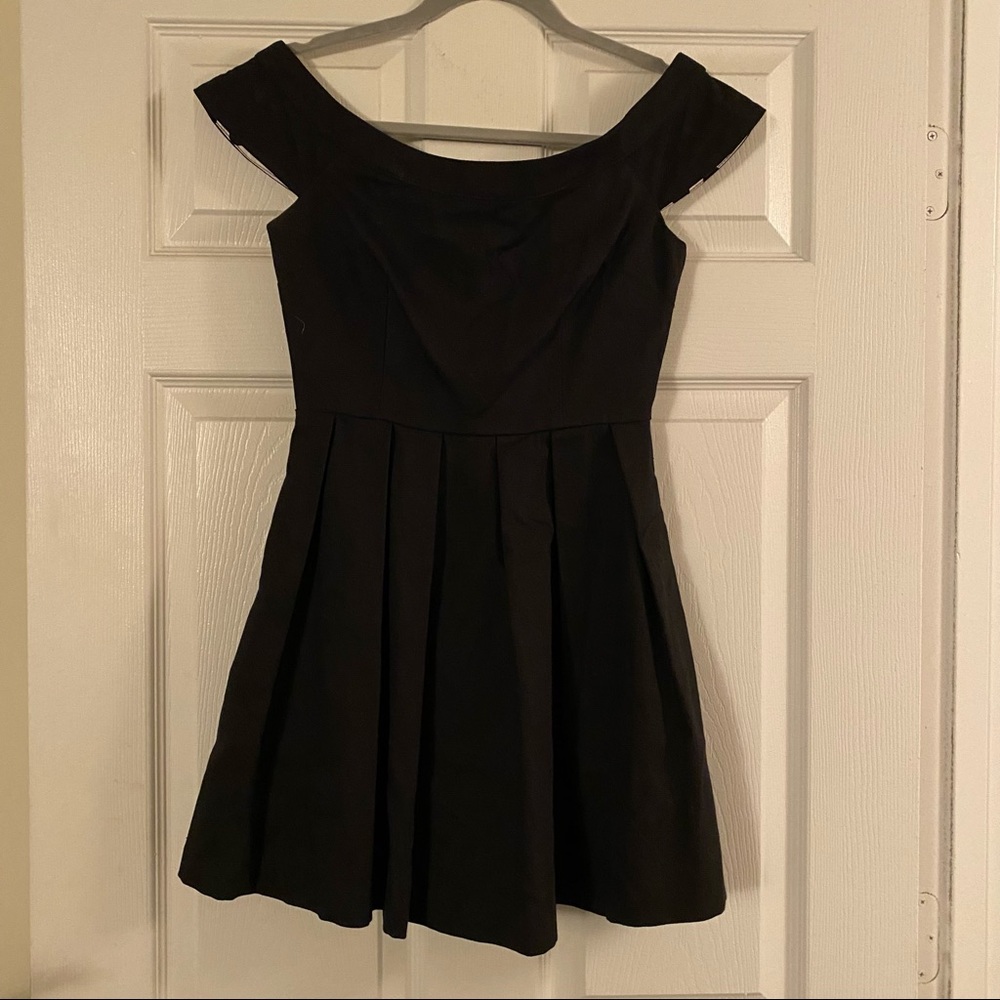 MINK PINK Off the shoulder dress